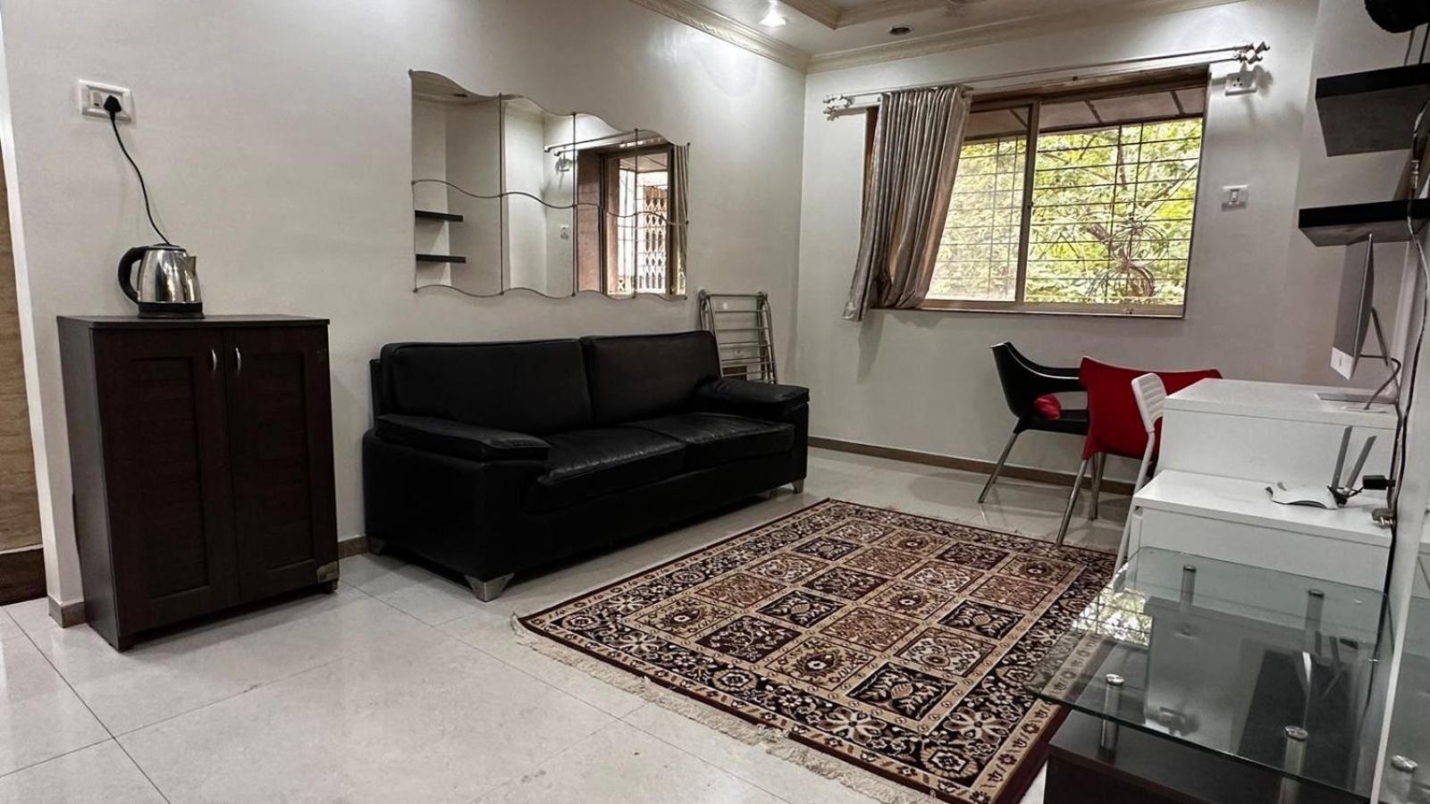 Shardaram Beside Ruby Hall Clinic & Crown Plaza Apartment *