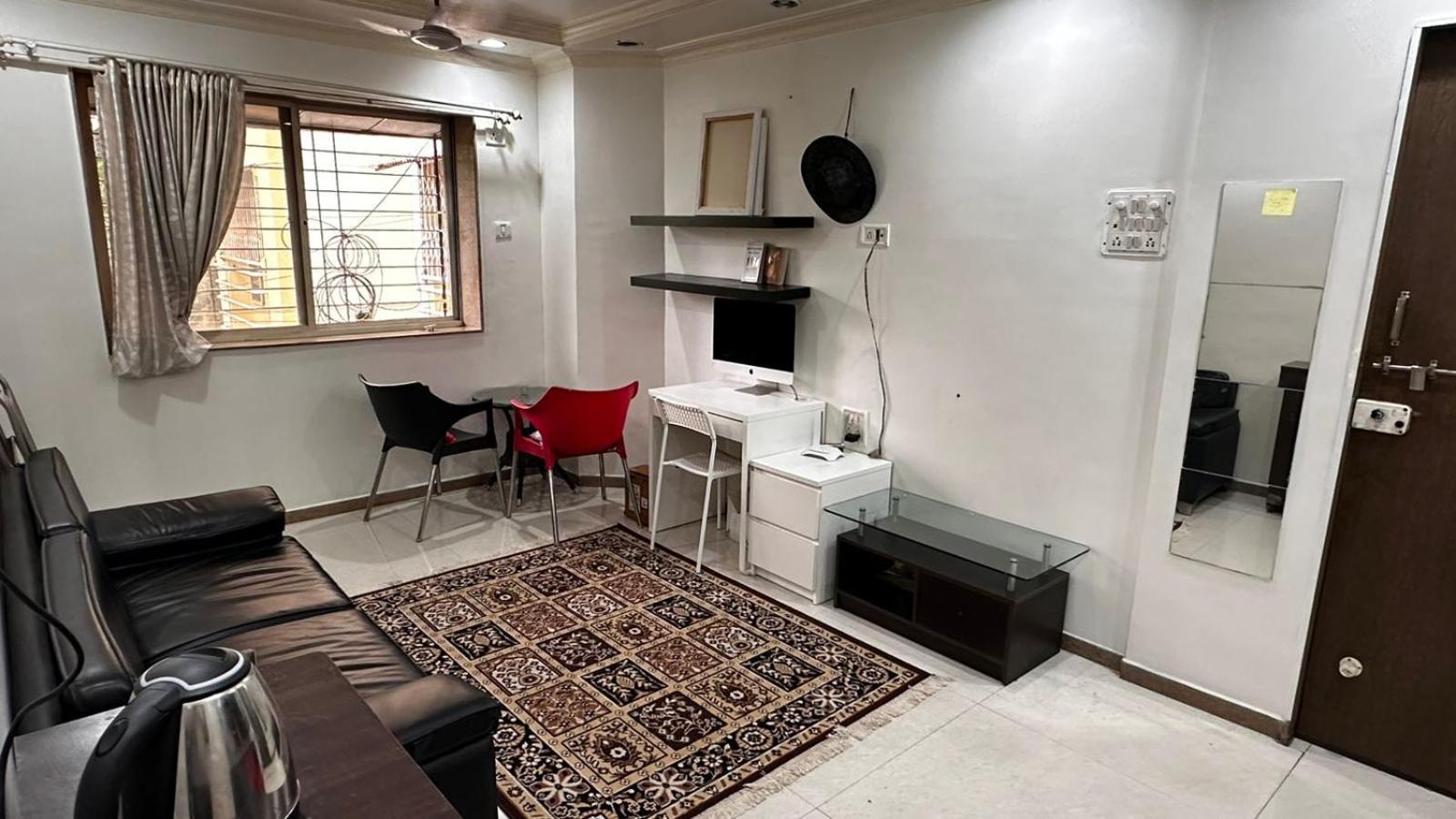 Shardaram Beside Ruby Hall Clinic & Crown Plaza Apartment