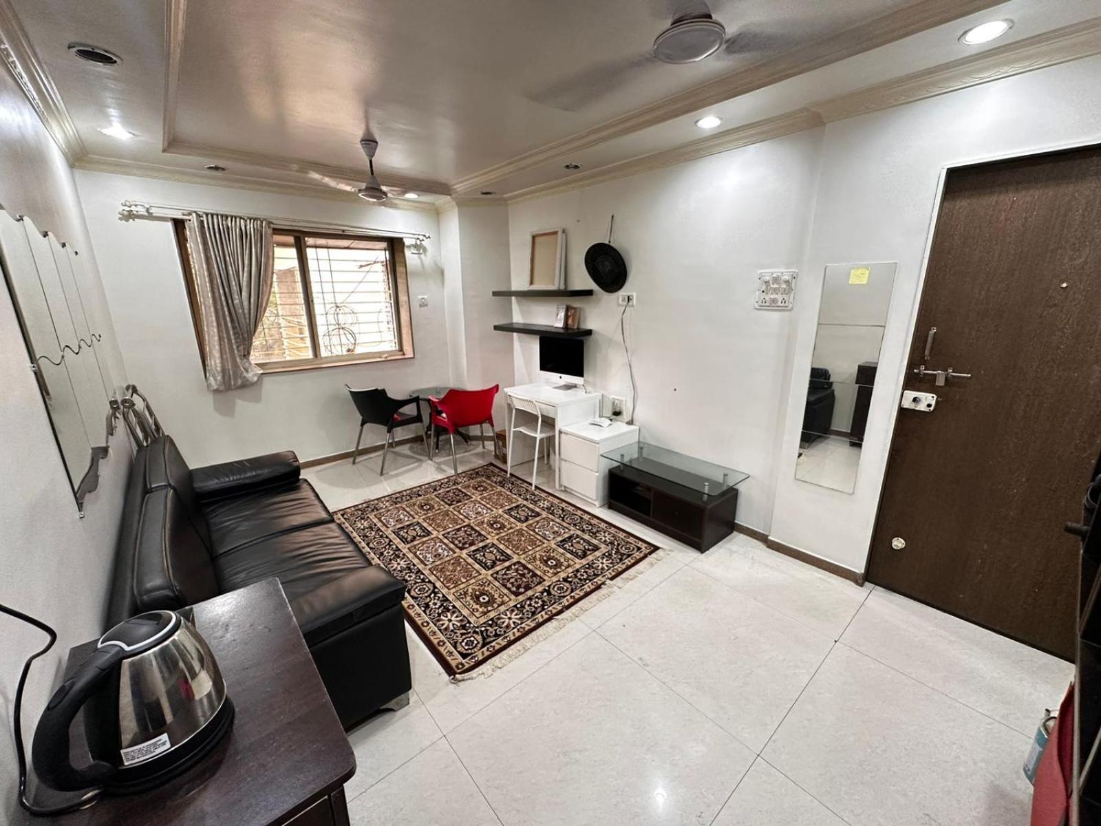 Shardaram Beside Ruby Hall Clinic & Crown Plaza * Pune