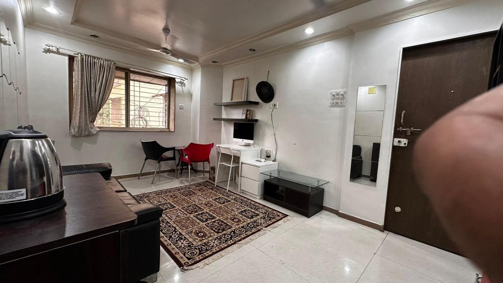 Shardaram Beside Ruby Hall Clinic & Crown Plaza Apartment *