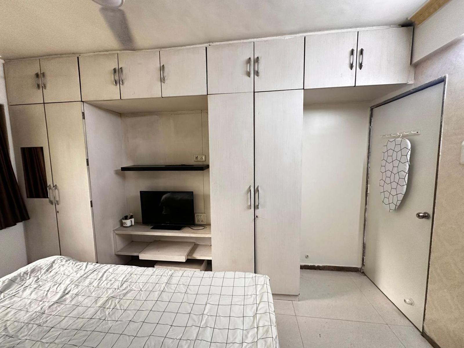 Shardaram Beside Ruby Hall Clinic & Crown Plaza Apartment Pune